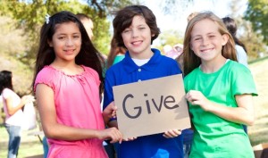 kids-volunteer-give1[1]