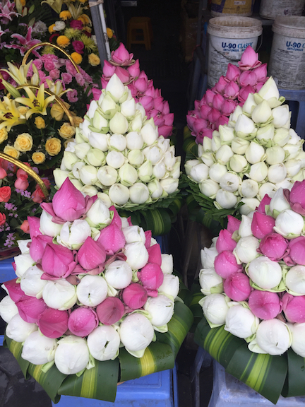 flower market, phnomb penh.jpg