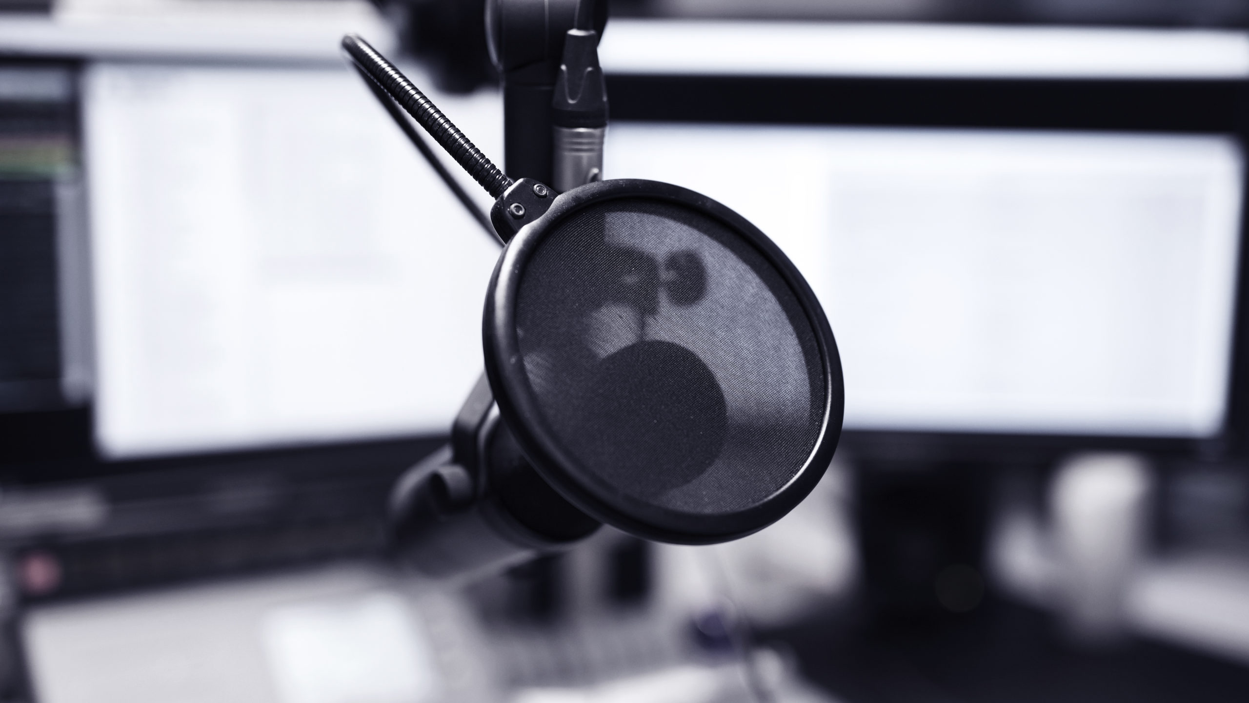 12 Best Podcast Microphones for Every Budget